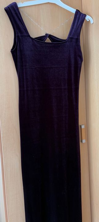 Vestido largo morado terciopelo