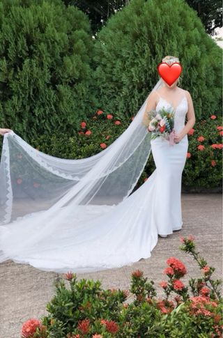 Vestido de Novia Rosa Clara con Velo