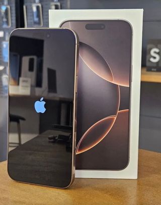 iPhone 16 Pro Max 256GB ORO