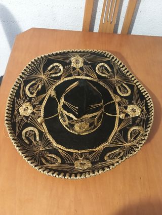 Sombrero Mariachi Negro y Dorado