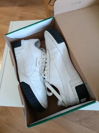 Zapatillas Puma Cali Blancas y Negras