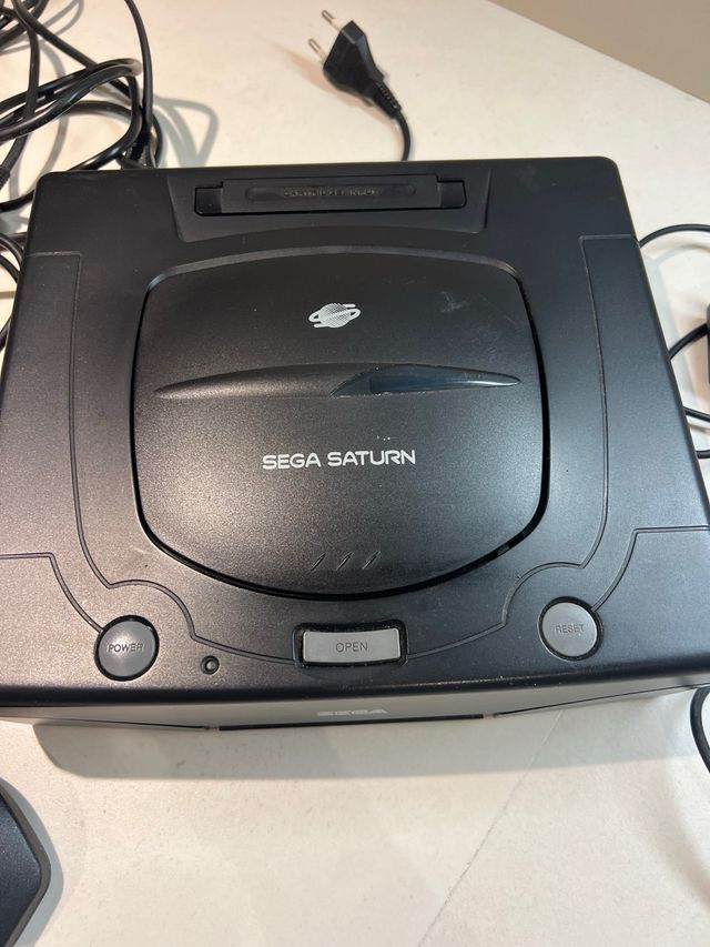 Consola Sega Saturn Negra + 2 Mandos