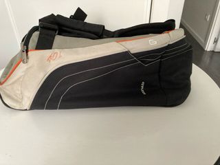 Bolsa deporte 40L y neceser rojo
