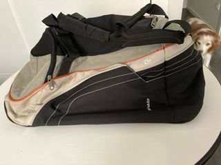 Bolsa deporte 40L y neceser rojo