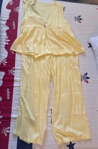 Conjunto Pijama Mujer Amarillo