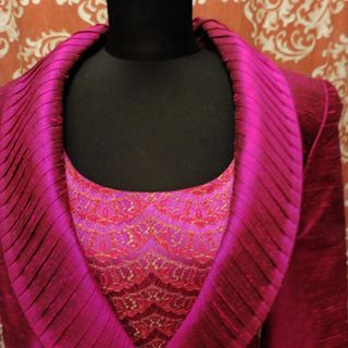 Traje Madrina Intercostura T44 Morado