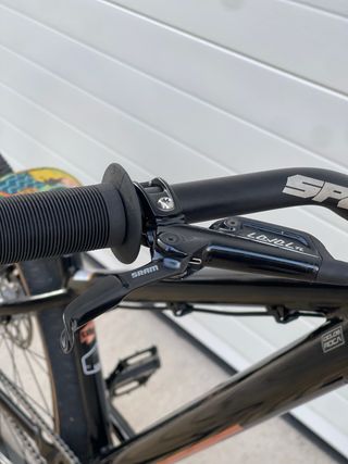 GT La Bomba Dirt Jump Bike