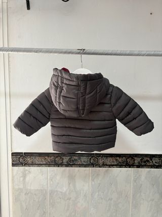 Chaquetón bebé Kiabi plumífero negro 3 meses