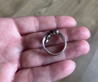 Anillo plata espiral bolitas