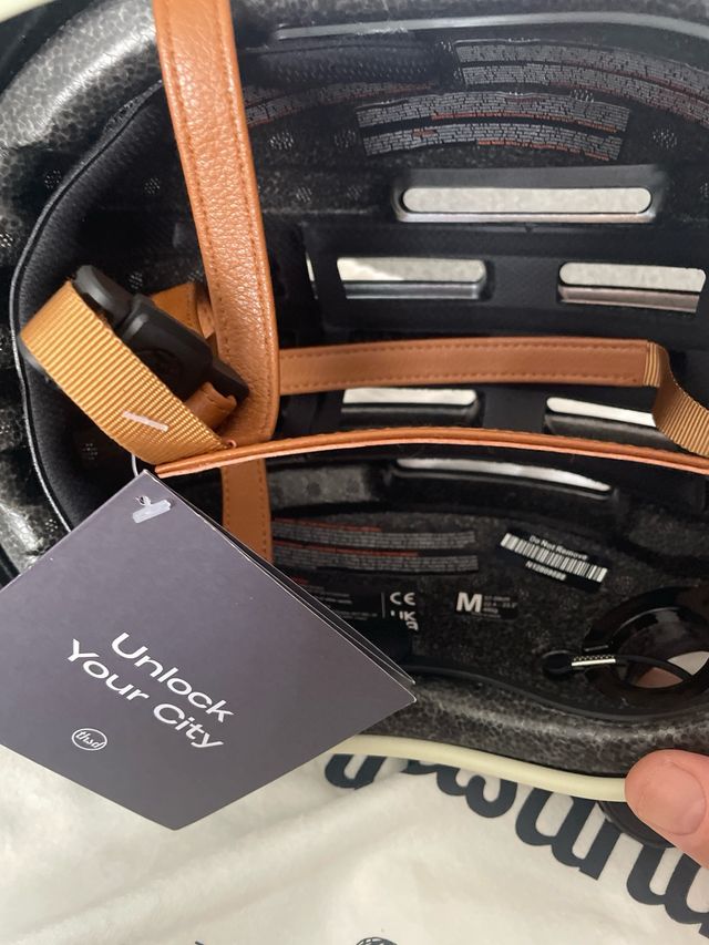 Casco bici Thousand nero con banda bianca