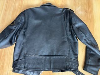 Chaqueta de Piel Negra