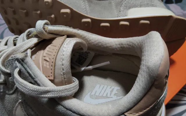 Zapatillas Nike Beige y Rosa