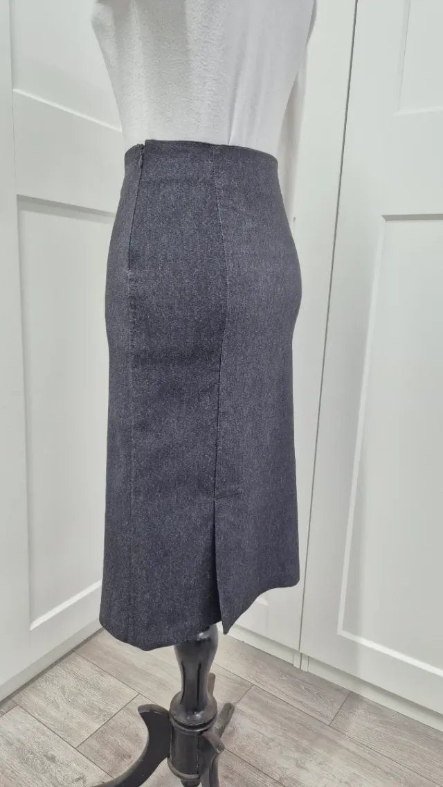 Falda ALMA gris T-36