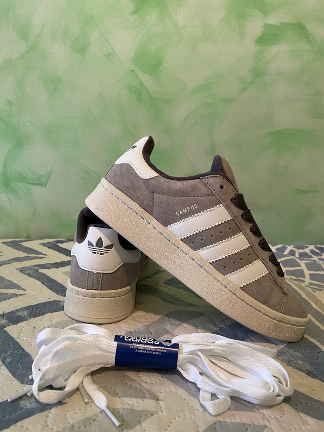 Adidas Campus 00s Gris y Blanco