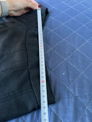 Falda midi negra/azul oscura