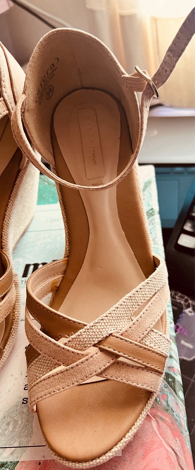 Cuñas Sfera Beige/Marrón Talla 39