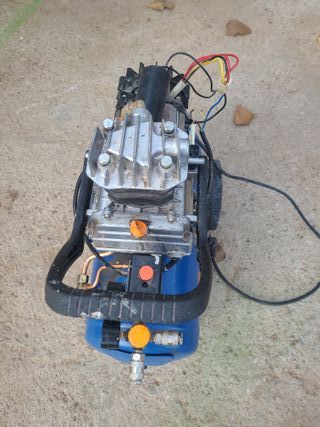 Compresor Dexter Power para reparar o para piezas 