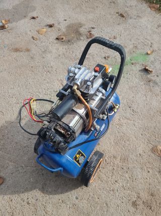 Compresor Dexter Power para reparar o para piezas 