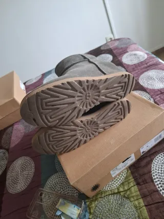 Botas UGG grises mujer