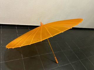Paraguas grande naranja