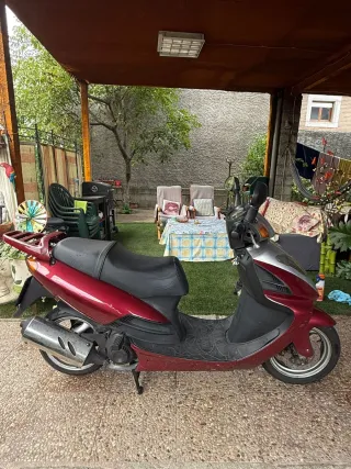 Scooter Daelim SG 125f NS