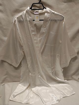 Bata Novia Talla XL color cava.