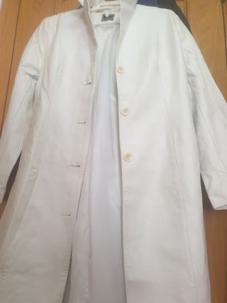 Abrigo o gabardina  para mujer 