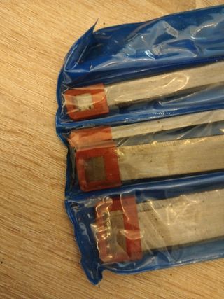 Juego 4 Formones Mango Madera NUEVO EN SU FUNDA