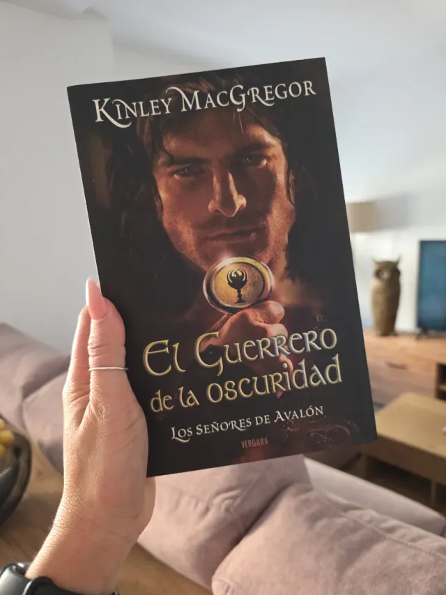 EL GUERRERO DE LA OSCURIDAD: LOS SEÑORES DE AVA...