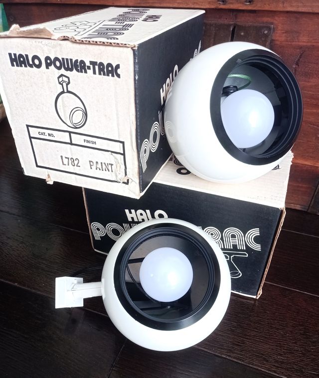 Par de luzes de parede Eyeball “Halo” Space Age USA 90's