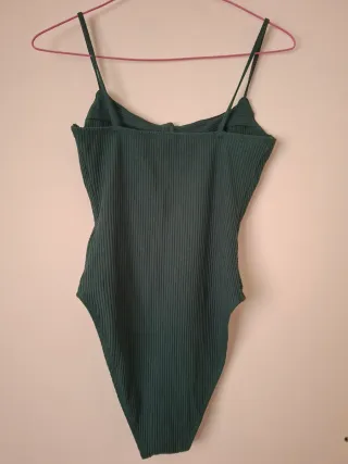 Body verde Shein sin uso, nuevo