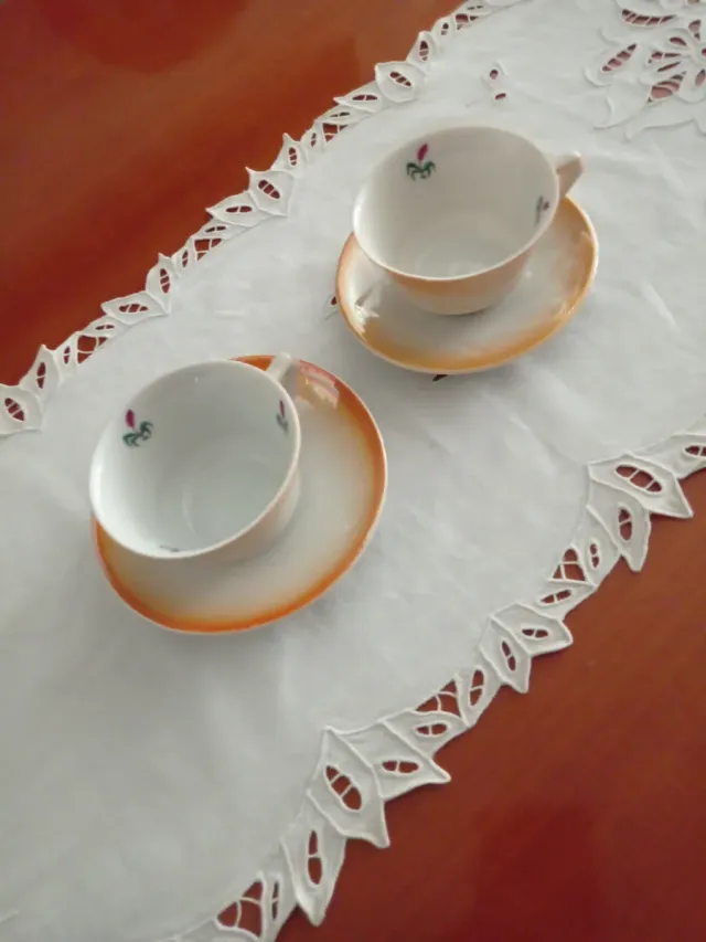 Juego 2 tazas porcelana con plato