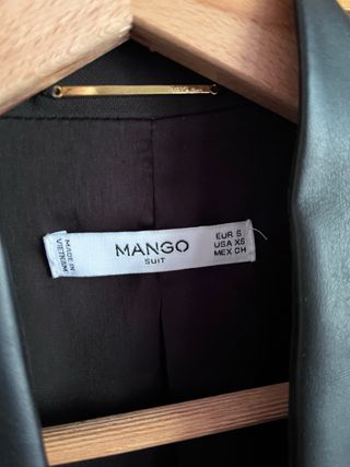 Chaqueta Mango Suit