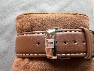 Tissot Powermatic 80 Silicium - Caja y papeles.