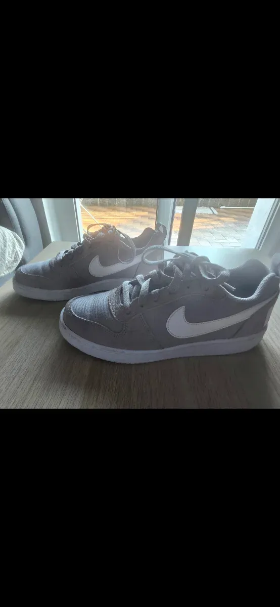 Scarpe Nike Court Borough Low Grigie