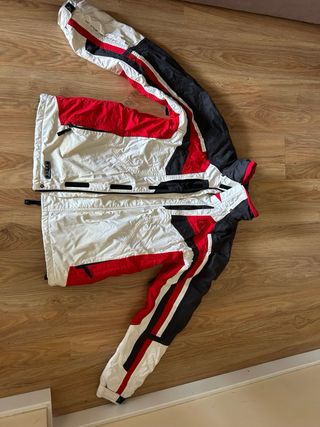 Abrigo Roc Neige Negro, Rojo y Blanco