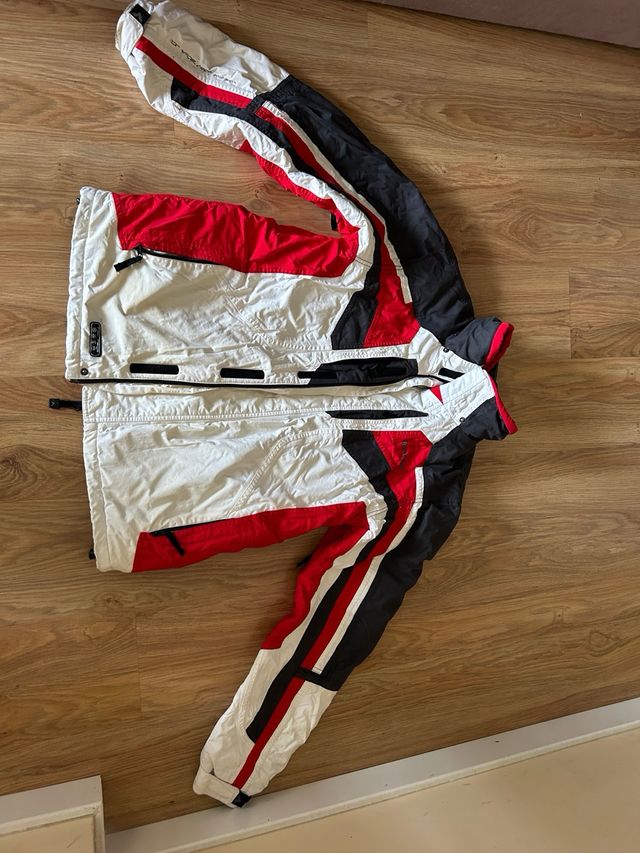 Abrigo Roc Neige Negro, Rojo y Blanco