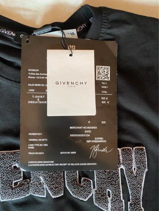 Camiseta Givenchy Negra
Original de Farfetch

