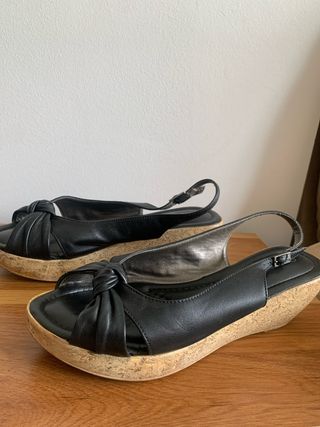 Sandalias Lady Stork Negras Cuña