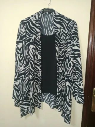 Blusa/Chaqueta 2 en 1 cebra
