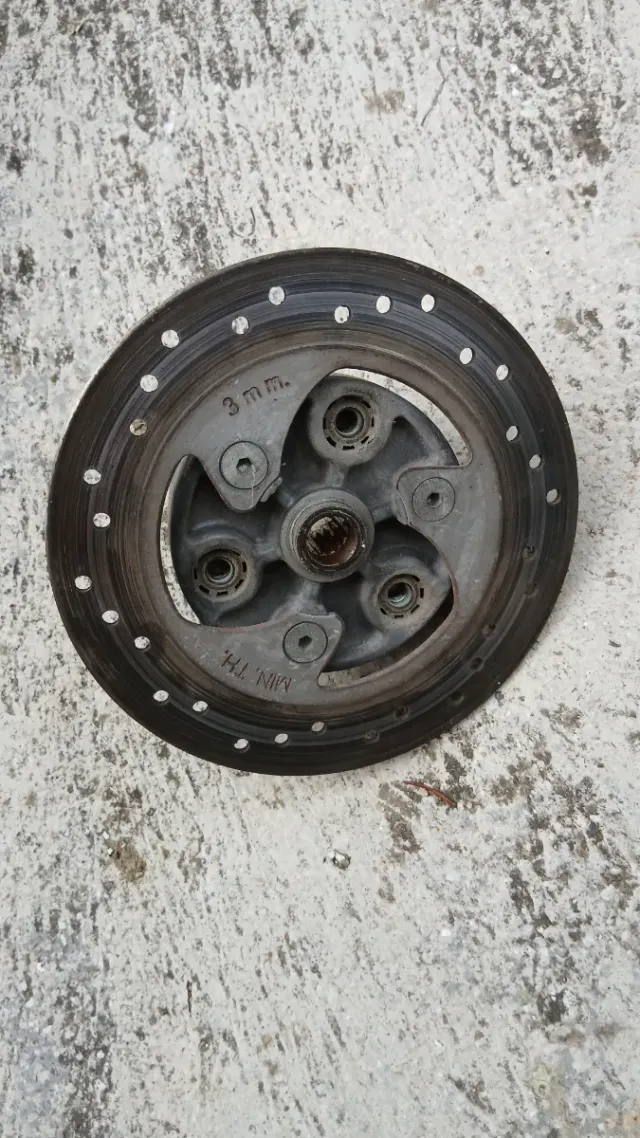 Supporto ruota Malaguti F12