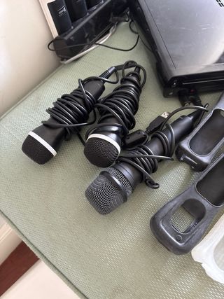 Nintendo Wii U: Mando Pro, Juegos y Micrófonos