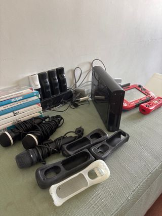 Nintendo Wii U: Mando Pro, Juegos y Micrófonos