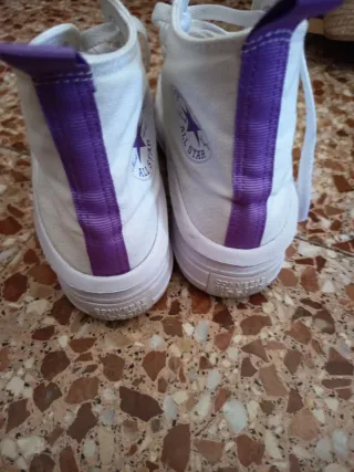 Bambas Converse Blancas y Moradas
