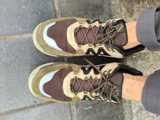 Zapatillas Karhu Marrones y Verdes