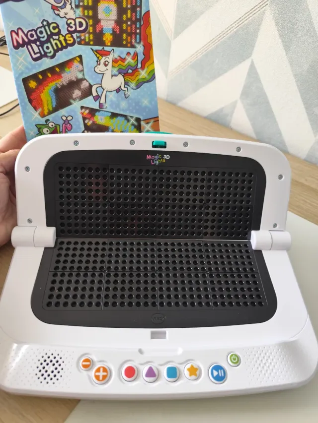 Juego Vtech Magic 3D Lights