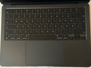 MacBook Air M2 13.6 8GB Medianoche + Caja Original