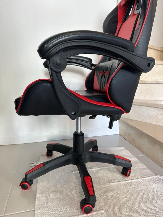 Gaming chair
