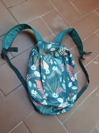 Mochila Quechua pequeña estampado floral
