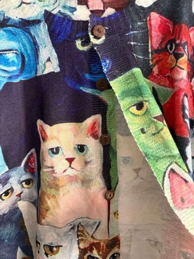 Cárdigan estampado gatitos multicolor